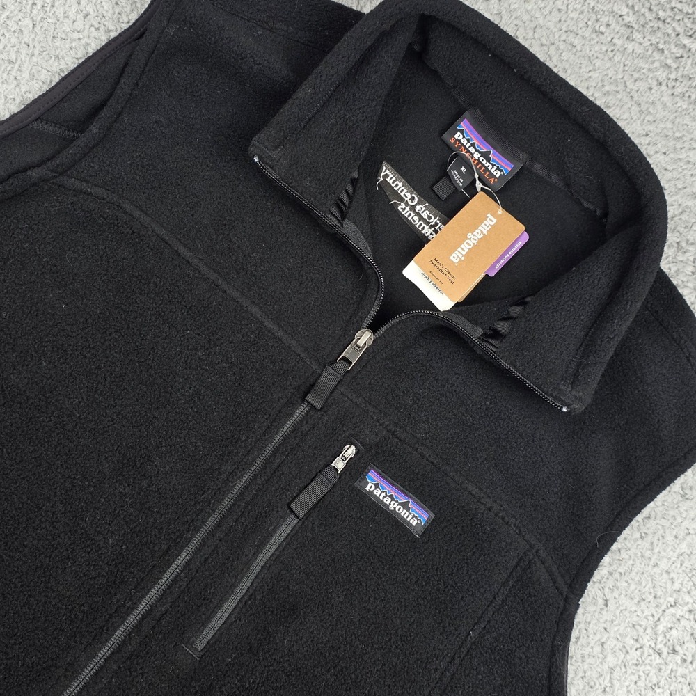 Patagonia Classic Synchilla Vest Mens XL Black Fleece‎ Full Zip 23010 NEW